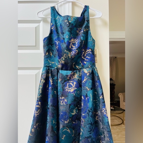 NWT ABS Elegant Blue and Gold dress with cutout back size 7 - Picture 13 of 13